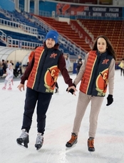 Катание на коньках в Арене "Ерофей"