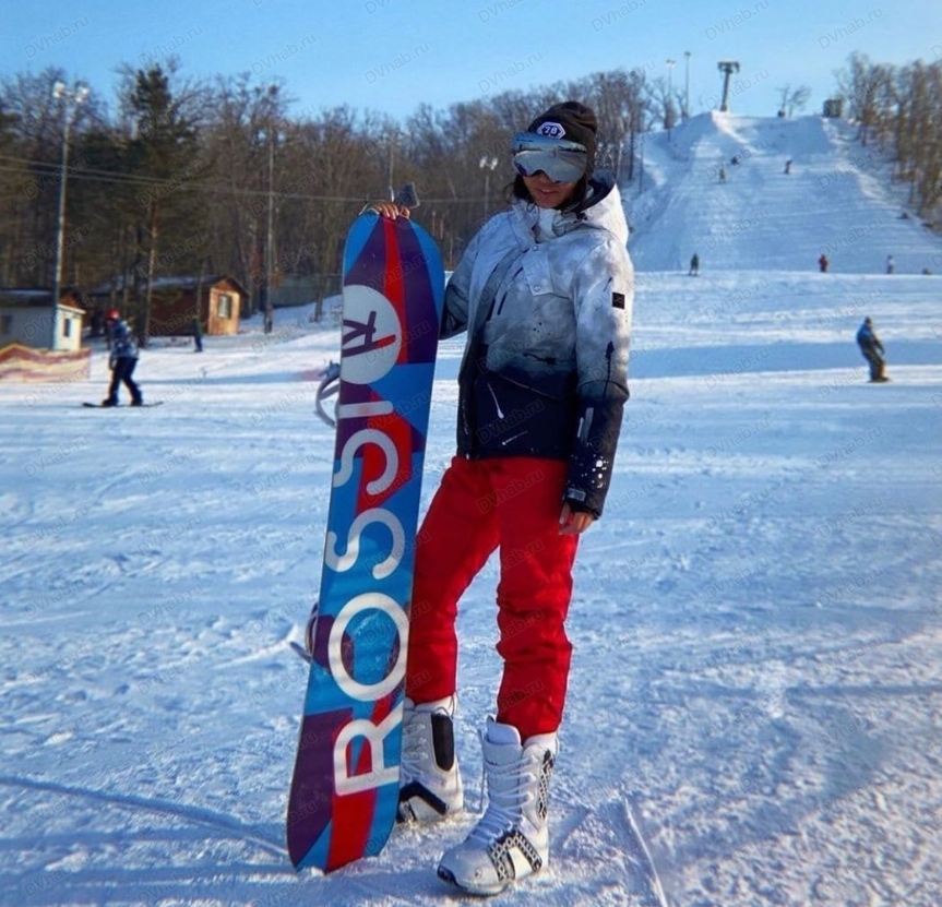 Катание на лыжах и сноуборде