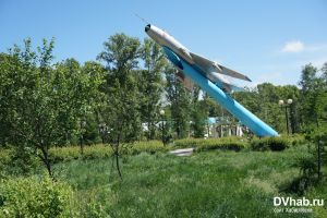 Памятник авиаторам Дальнего Востока