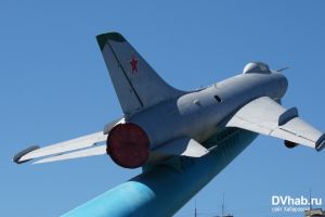 Памятник авиаторам Дальнего Востока - достопримечательности Хабаровска